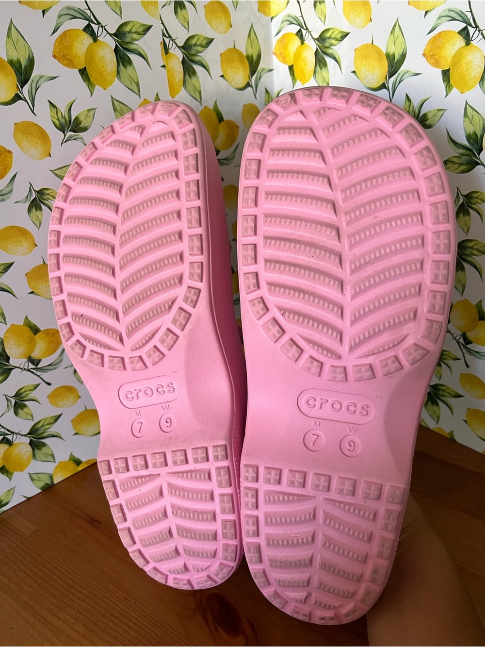 Women’s Pink Bow-Embellished Clog Sandals Size 9W - Picture 7 of 7